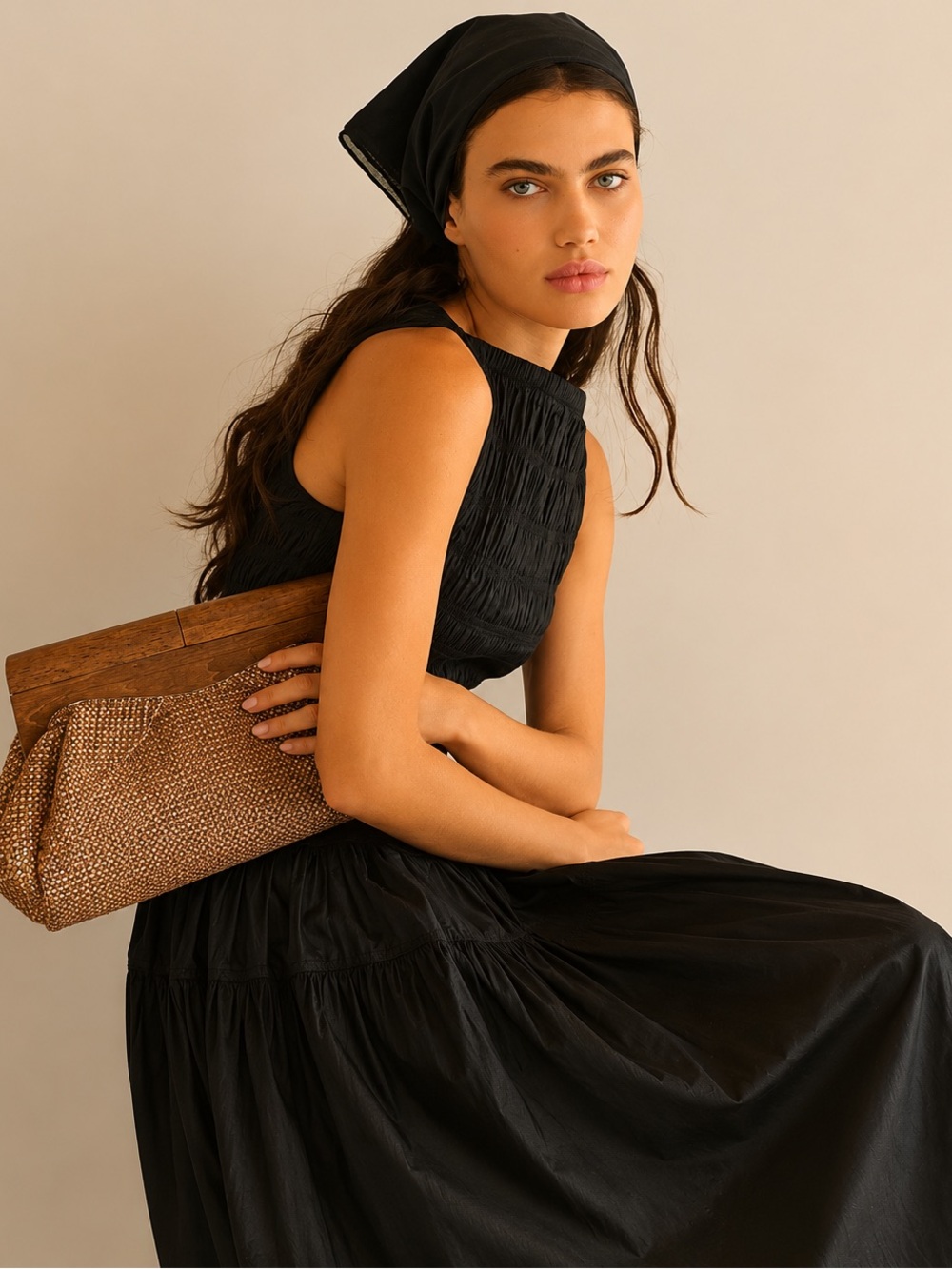 FRENCH CONNECTION LINEN BLEND WOOD CLASP CLUTCH